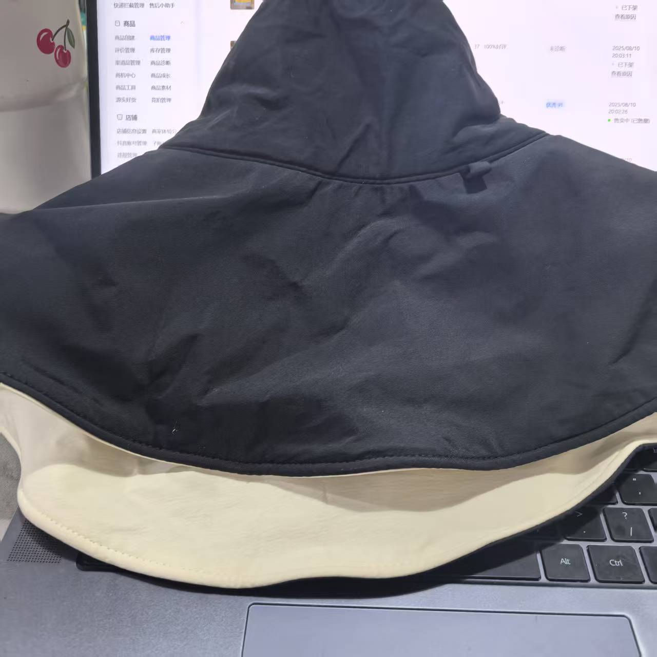 黑色 内里米色AB双面帽