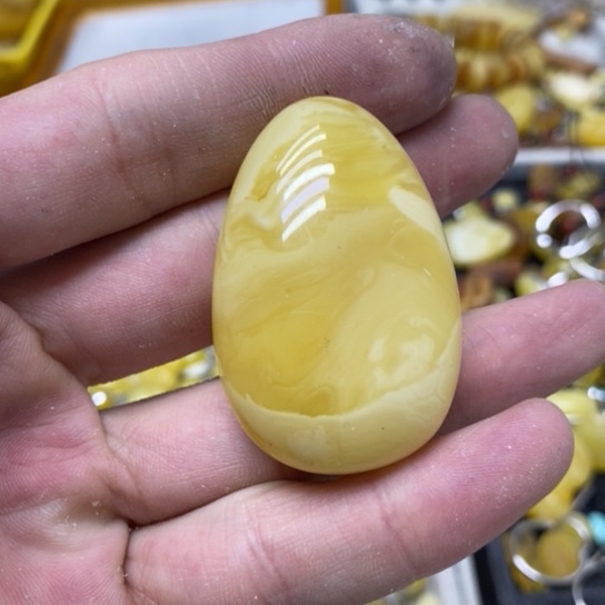 蜜蜡裸石未镶嵌吊坠