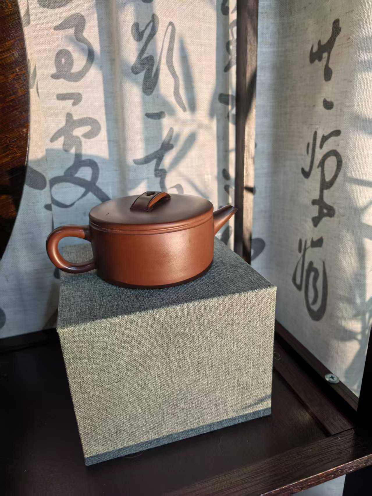 宜兴紫砂光器大口汉瓦 龙血砂（速干）赵园静