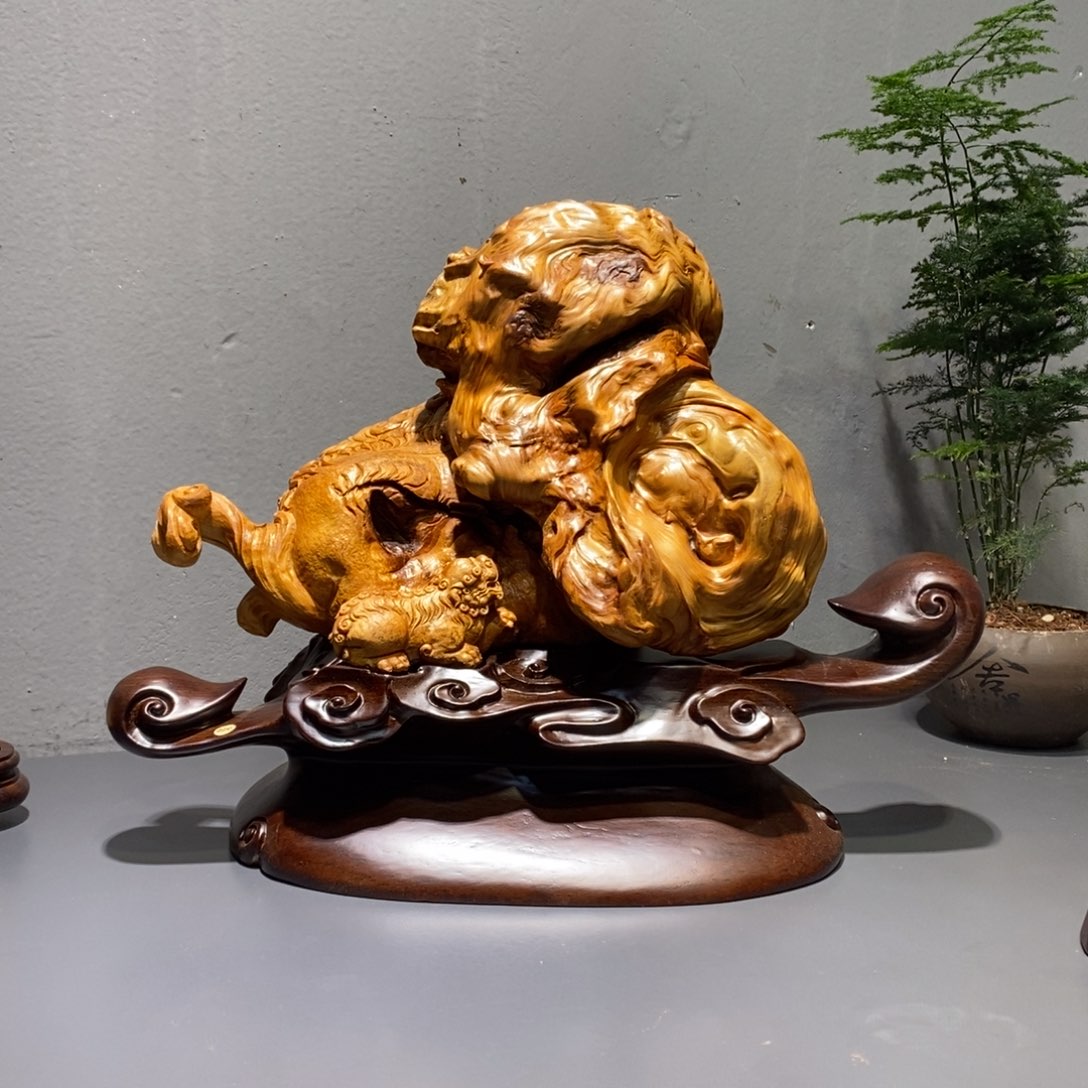 柏木（崖柏）事事如意意境