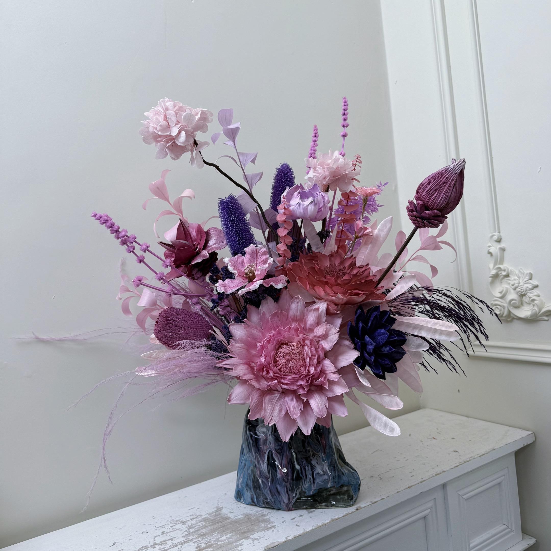 《粉黛佳人》永生雪莲餐桌电视柜入门玄关180度观赏