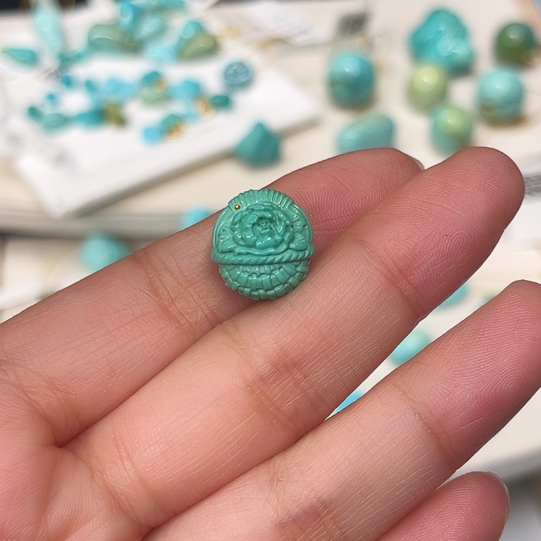 绿松石未镶嵌珠宝半成品