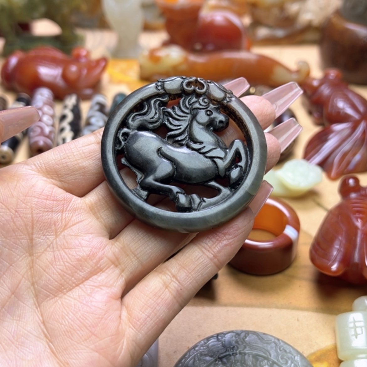 【闪购商品】蛇纹石玉颈饰未镶嵌