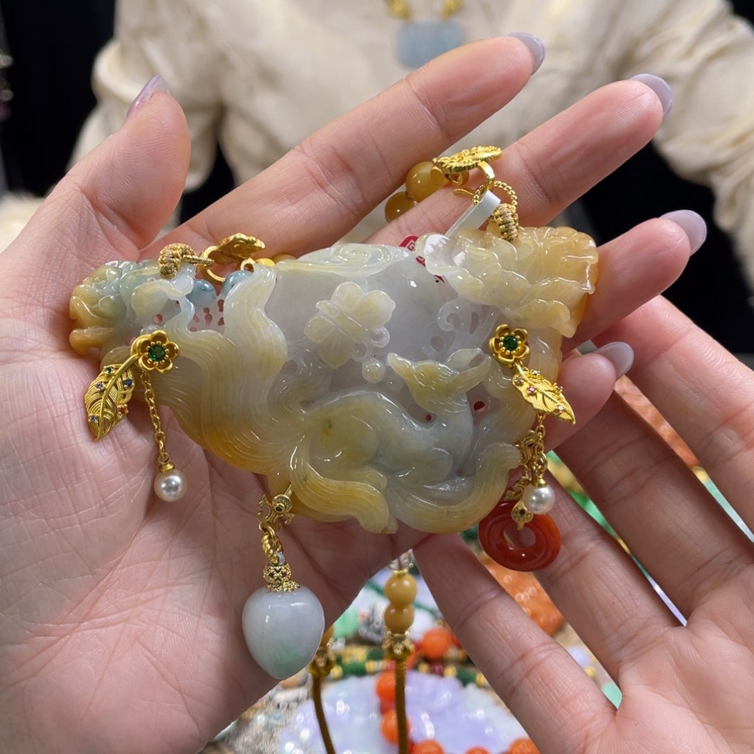 翡翠颈饰未镶嵌代编织