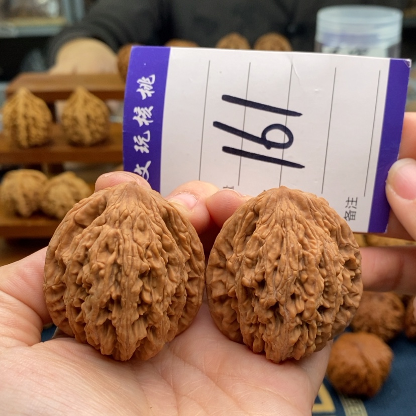 【闪购商品】文玩核桃吊坠41虎头