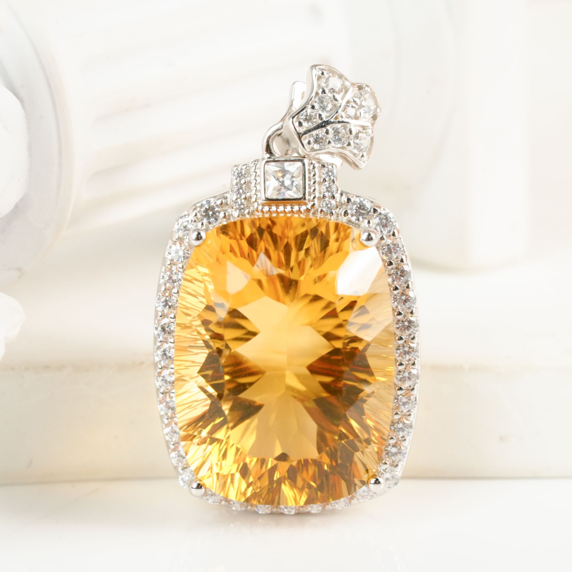 【小北好物】S925银黄水晶吊坠【多样性发一件】QH161X371