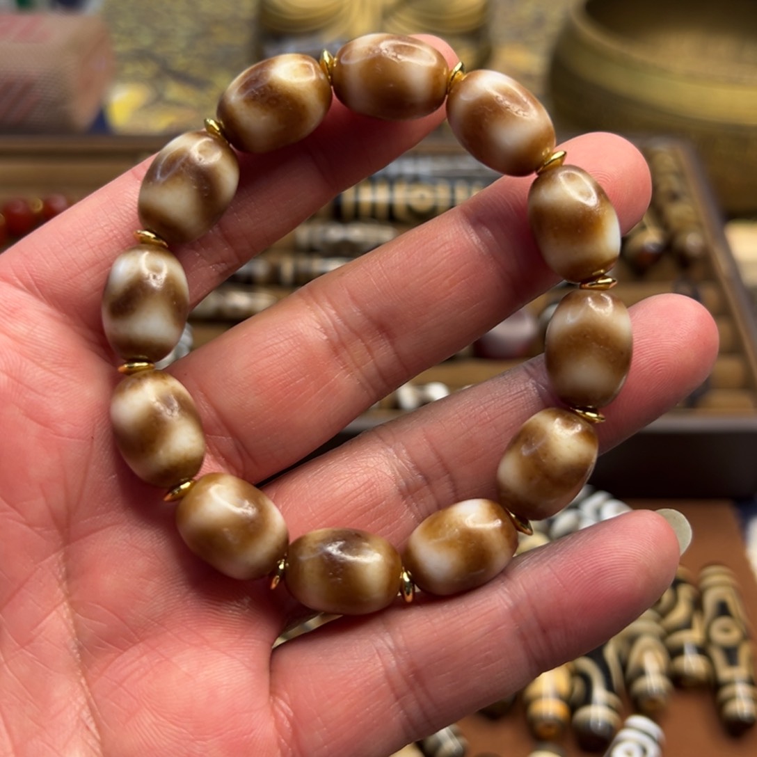 玛瑙/玉髓颈饰未镶嵌慈*