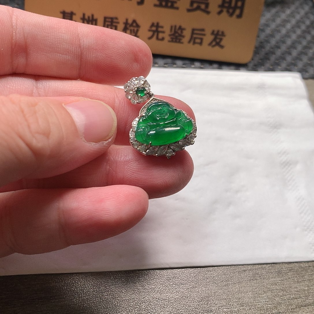 颈饰银S925镶嵌翡翠危料