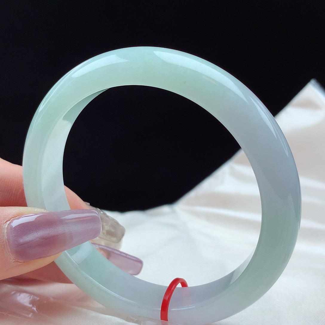 翡翠手镯未镶嵌58圈3221