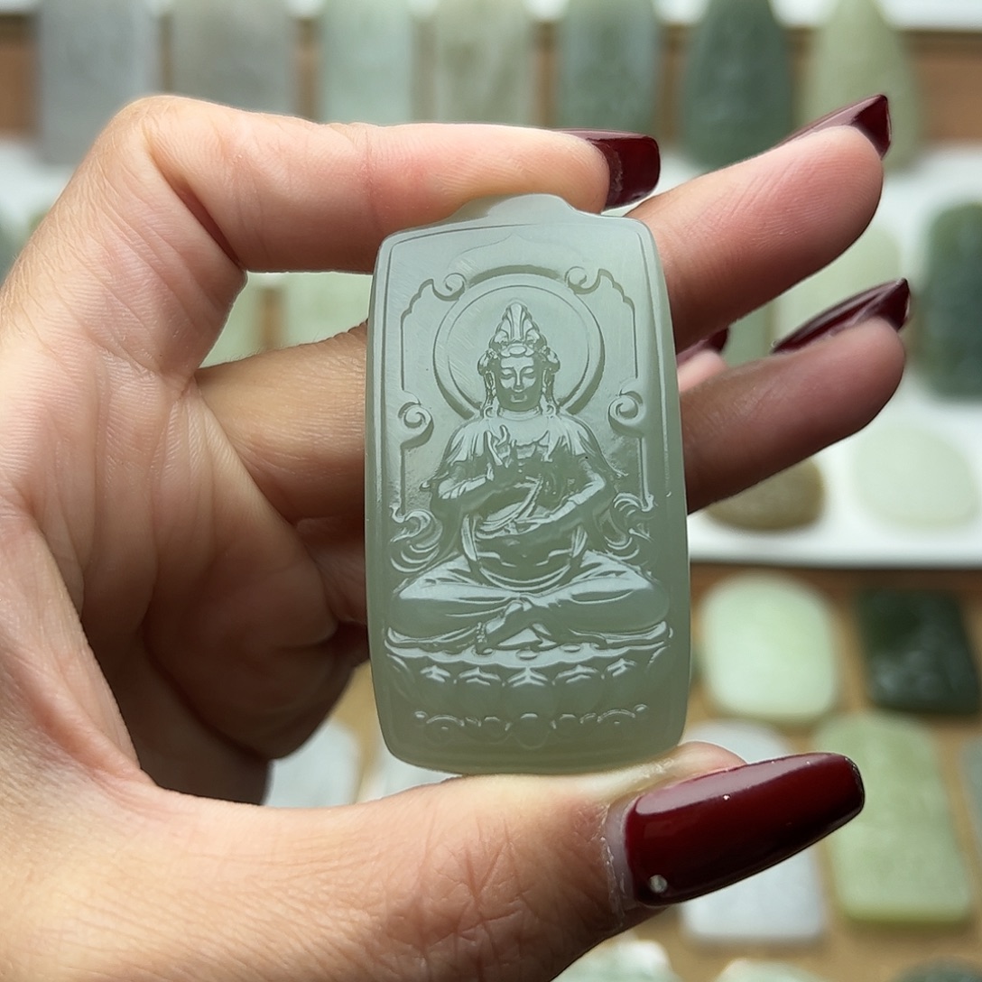 和田玉未镶嵌颈饰