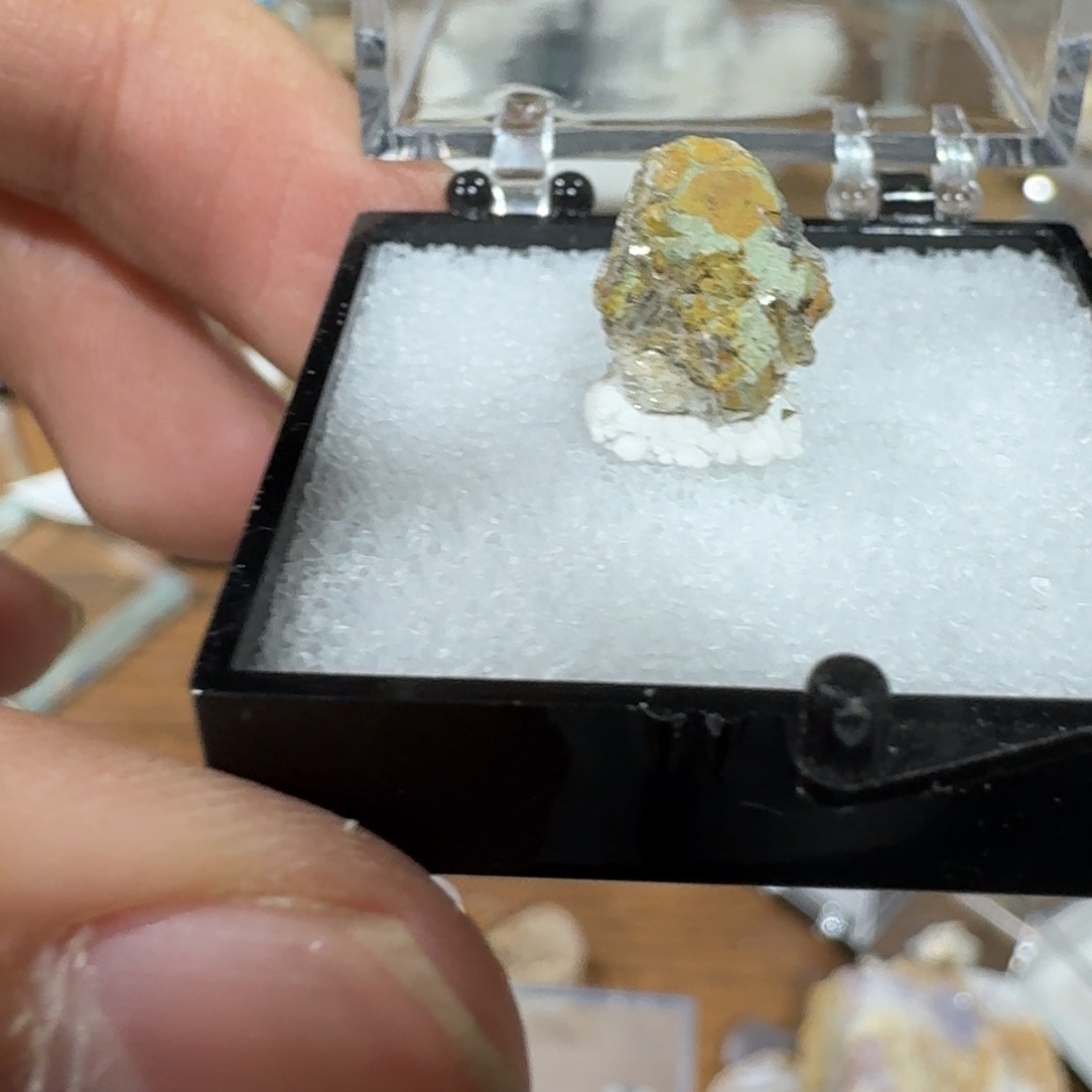 月下珠宝严选矿物