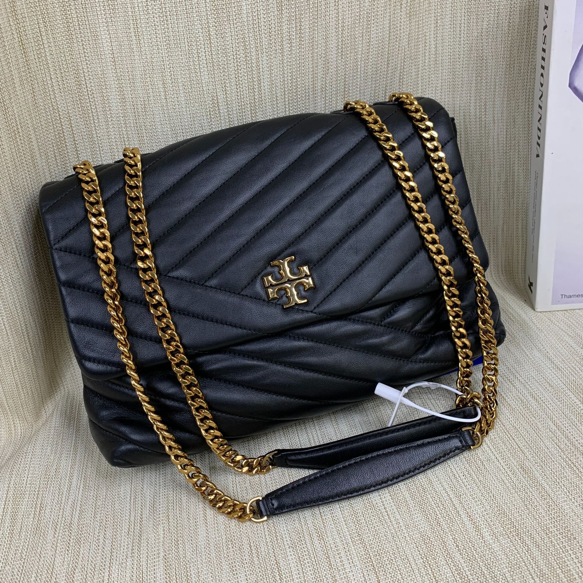 95新 TORY BURCH/汤丽柏琦 黑金链条包/JM10302054/2054