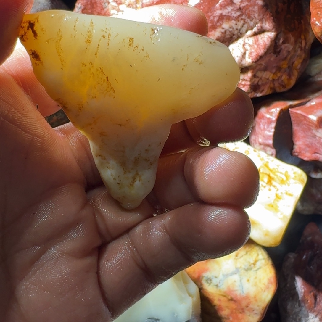 流***雨寿山石89888999889899