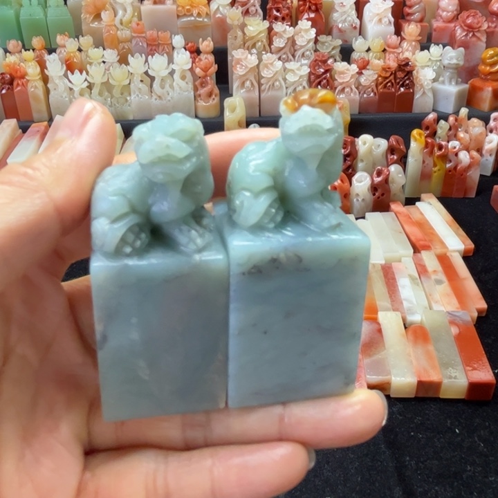 云南石。。。。。。。。。