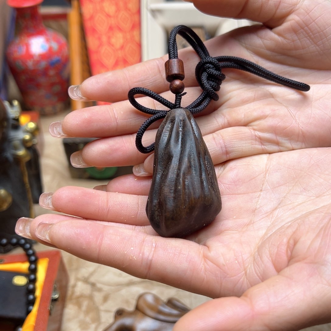 大叶紫檀（黑酸枝木类）