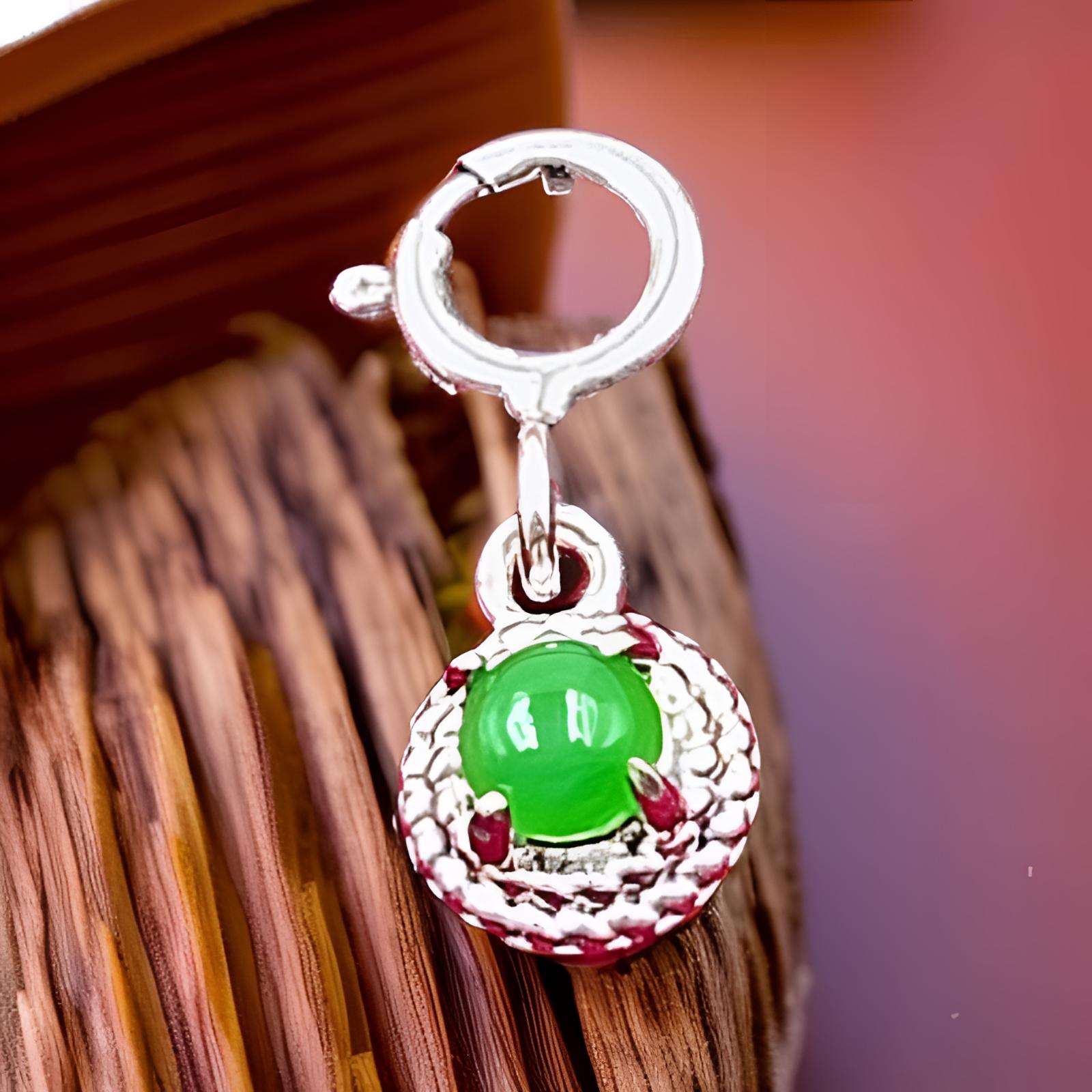 特价 纯天然蓝水翡翠小吊坠 尺寸(含扣)13.0 4.8 3.4mm