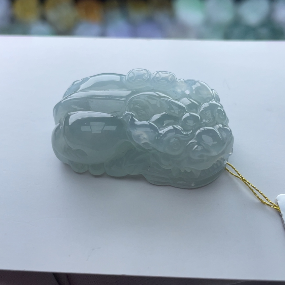 翡翠颈饰未镶嵌貔貅