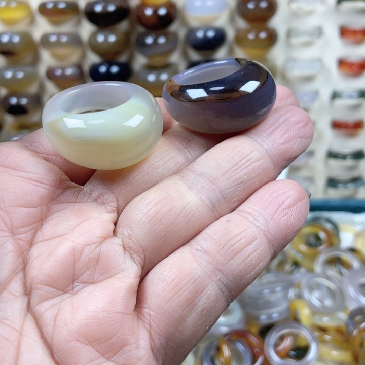 未镶嵌戒指玛瑙/玉髓不退不换港17