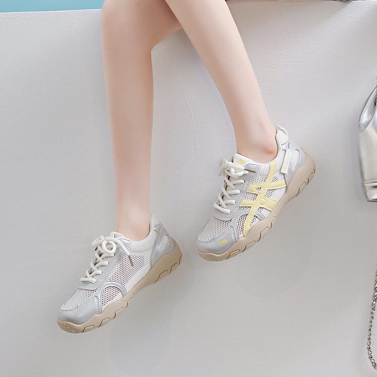 百搭时尚休闲女鞋，听口令下单。