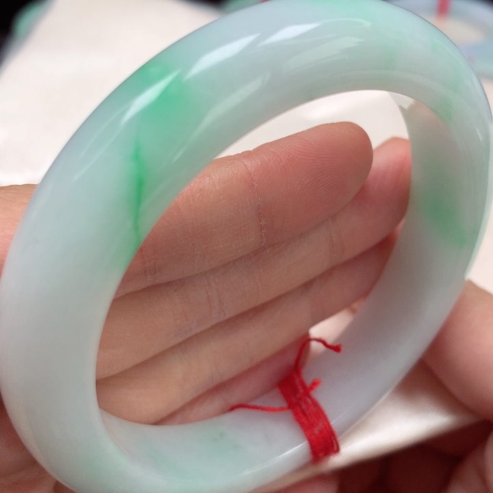 翡翠手镯未镶嵌白底青20