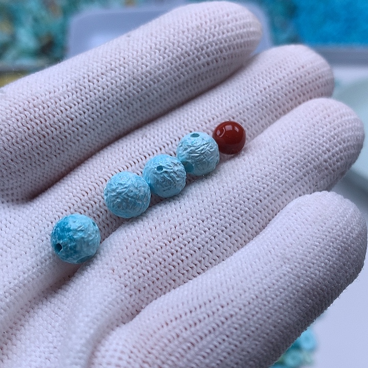 柯***驿南红玛瑙未镶嵌珠宝奇石