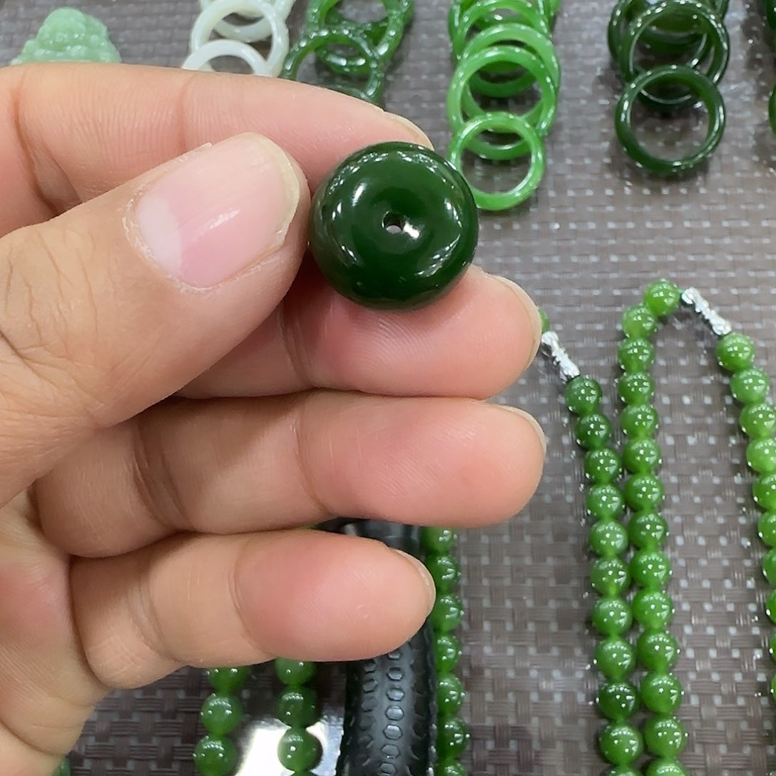 和田玉吊坠(不含链)未镶嵌