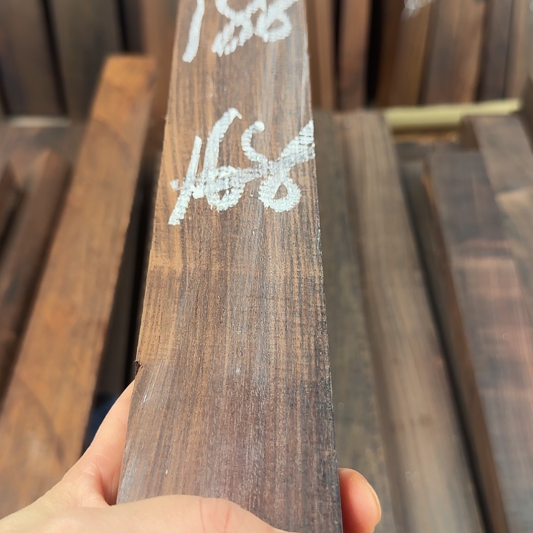 红酸枝木类端景台