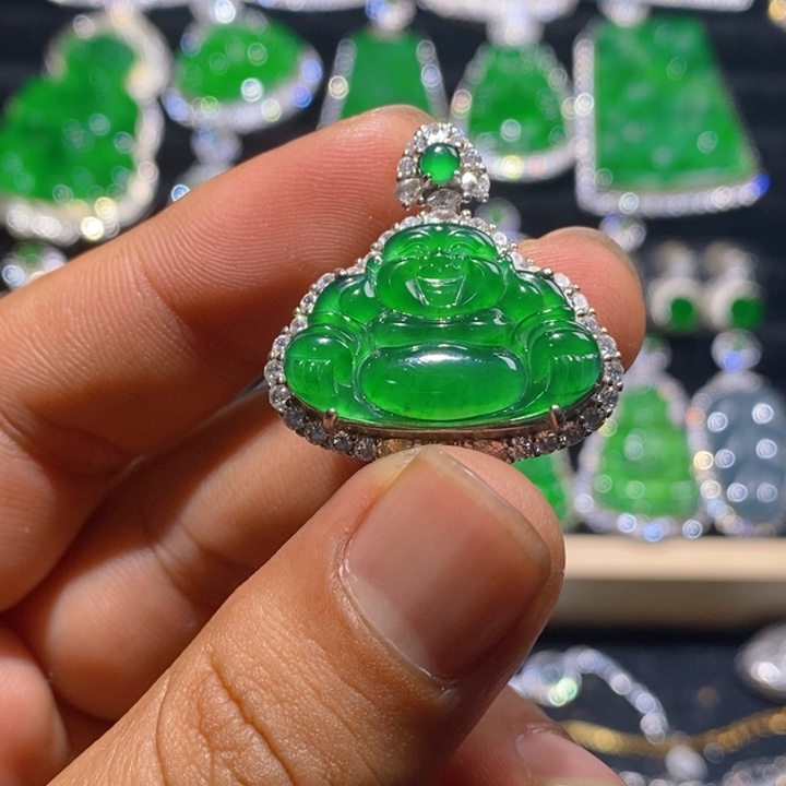 翡翠颈饰银S925镶嵌天然A货翡翠