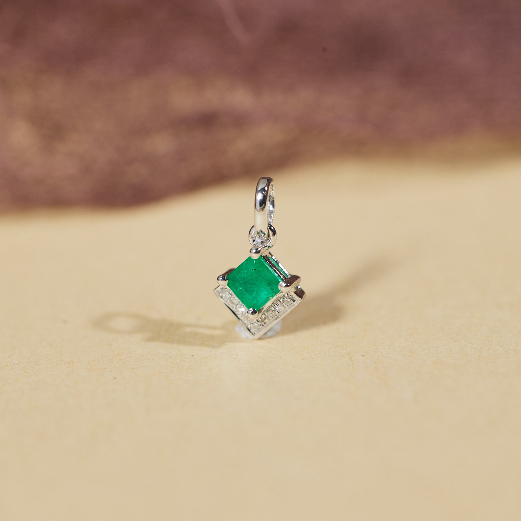 【玉峰珠宝丨安娜严选】祖母绿吊坠18K金【U8698】多样性发一