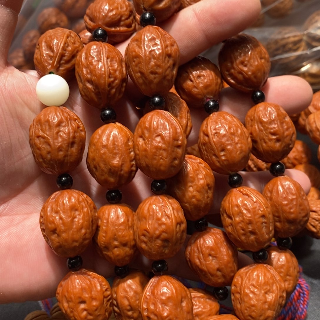 木质类核桃小枣脖挂