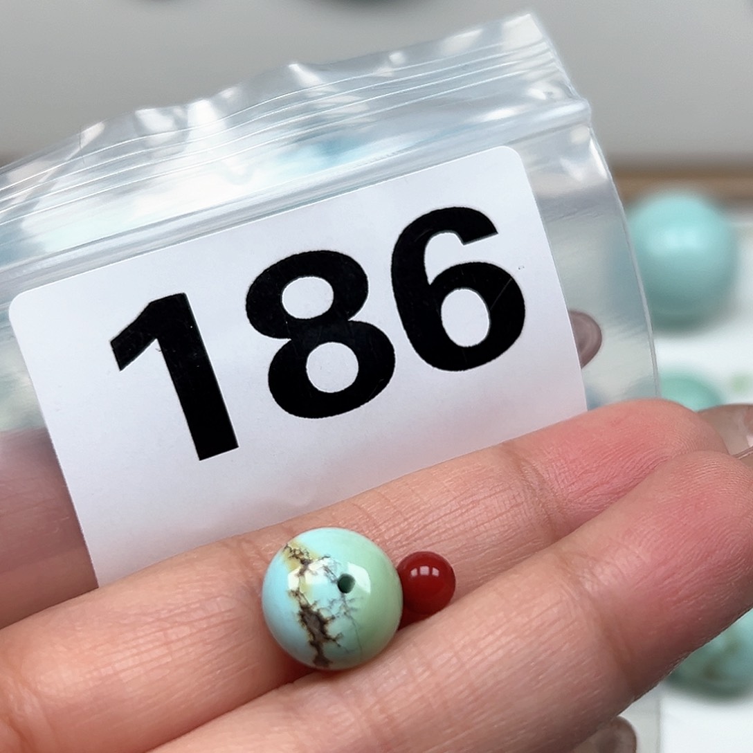 南红玛瑙颈饰未镶嵌