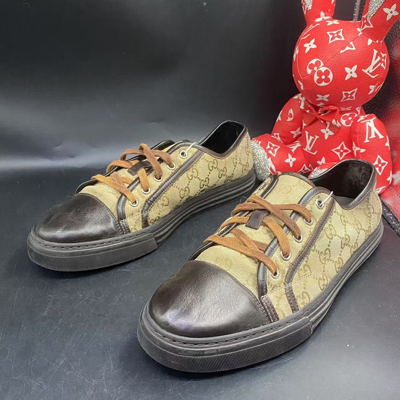 95新 GUCCI/古驰 【聚星福利】男休闲棕贝壳头老花板鞋42码ddm1166