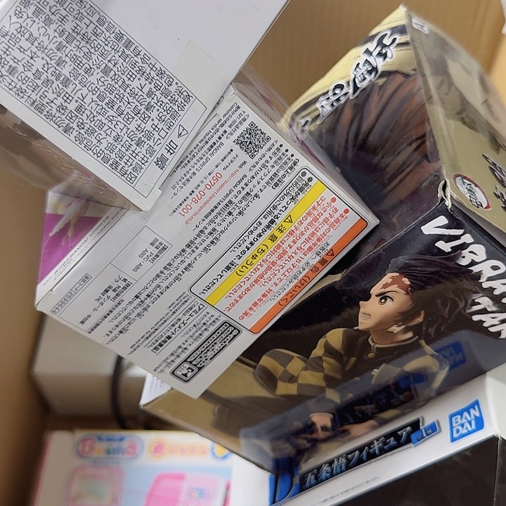 静**尘中古商品，瑕疵品，不保好坏。411