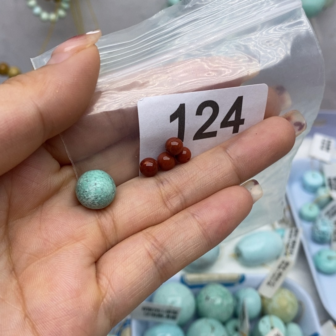 南红玛瑙未镶嵌珠宝奇石