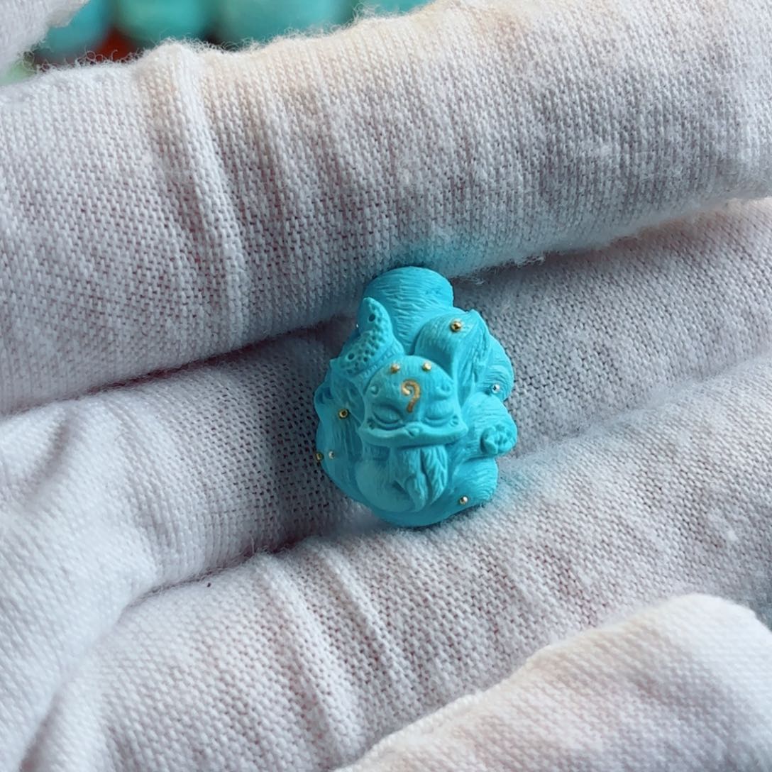 绿松石配饰未镶嵌