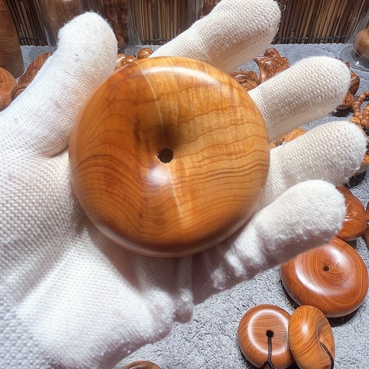 柏木（崖柏）用****8太行崖柏闪电平安扣