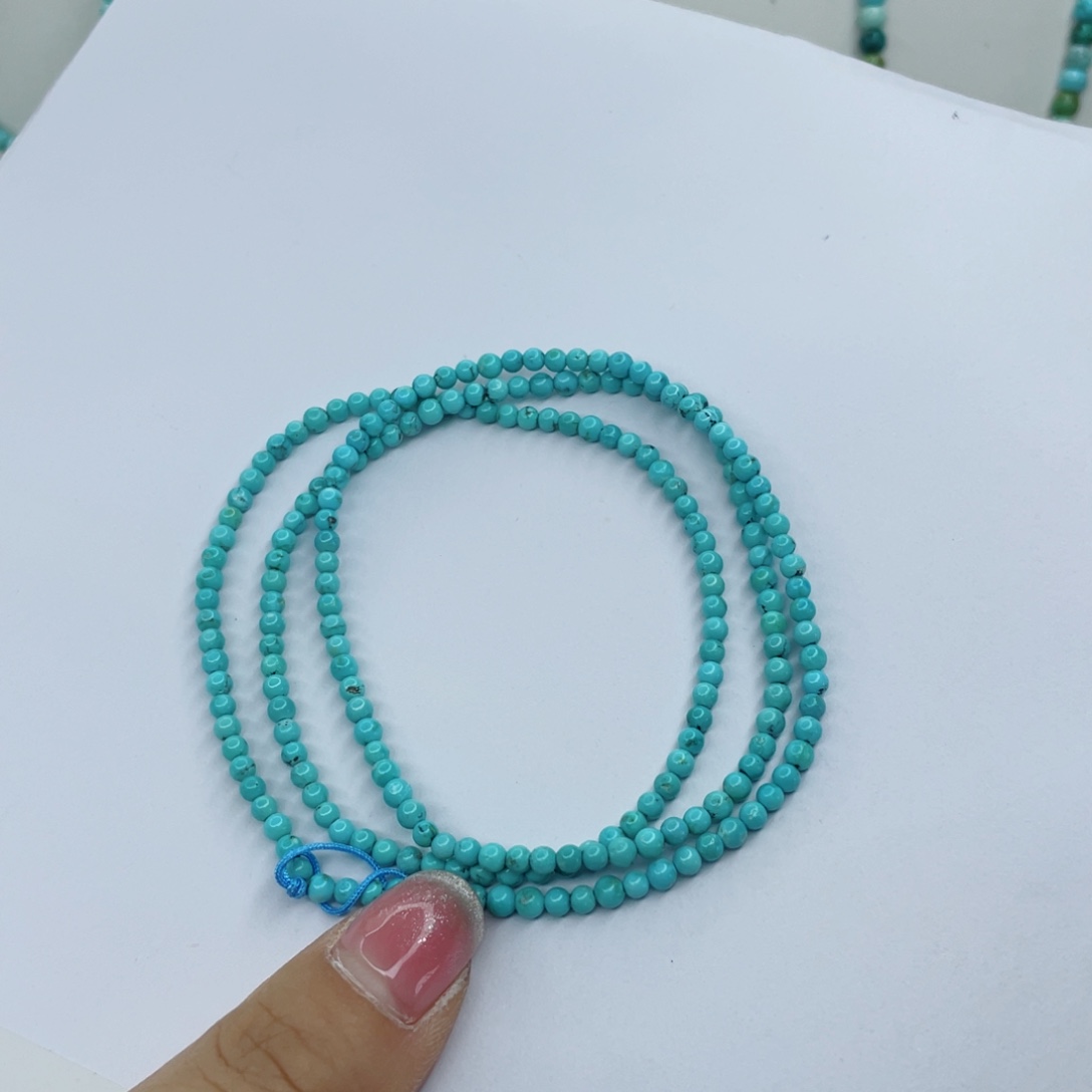 绿松石颈饰未镶嵌