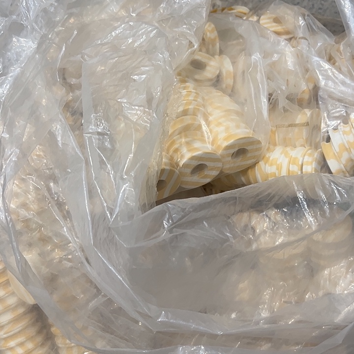 一堆线圈随机如图所示