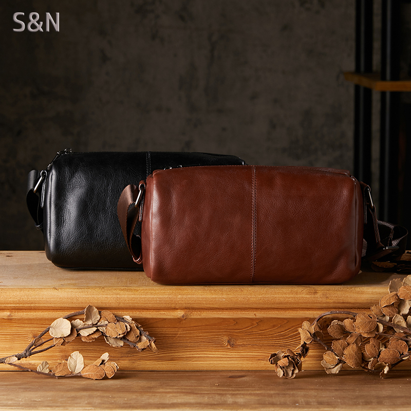 手工植鞣牛皮男士通勤单肩斜挎包休闲个性男包横款头层牛皮小背包
