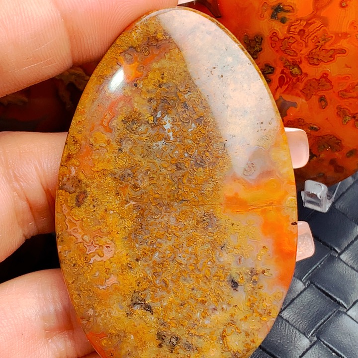 玛瑙/玉髓颈饰未镶嵌萧*川