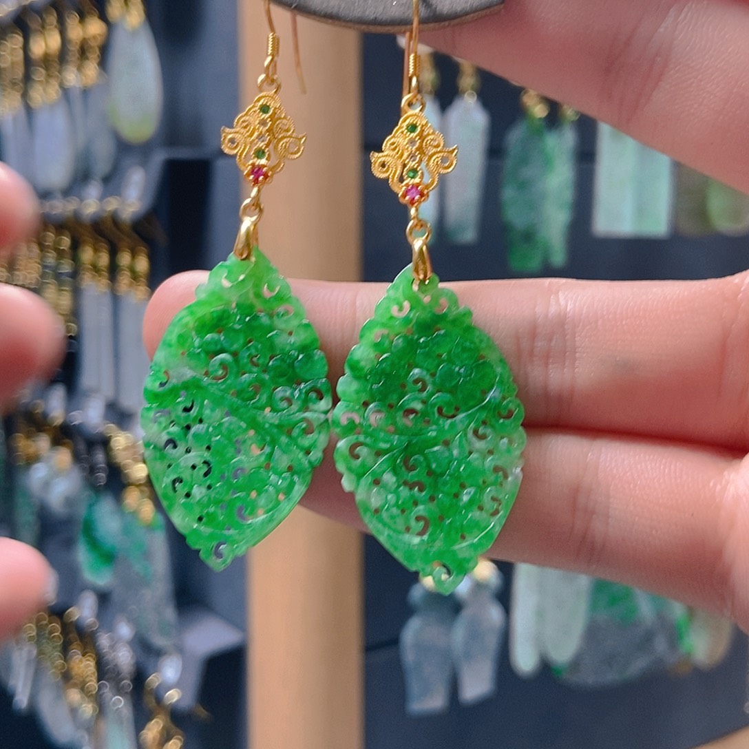 翡翠未镶嵌耳饰翡翠