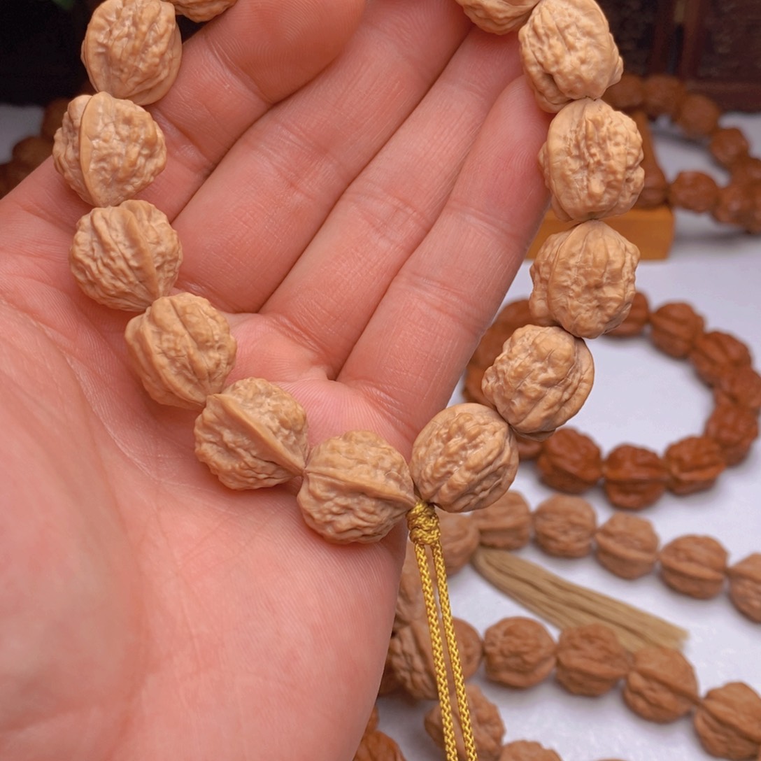 桃核手串蛤蟆头尺寸16
