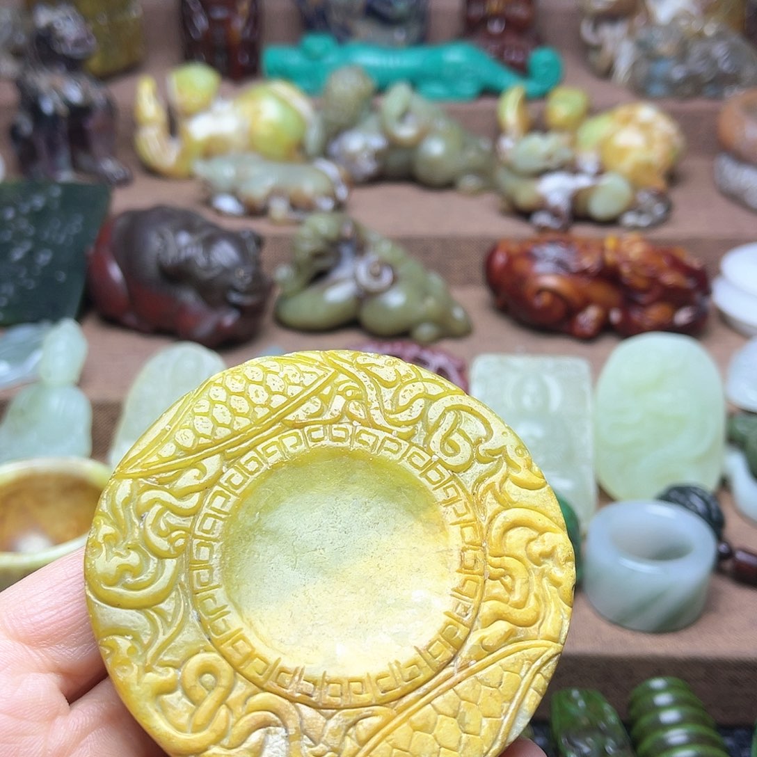 白玉菩提吊坠18。。