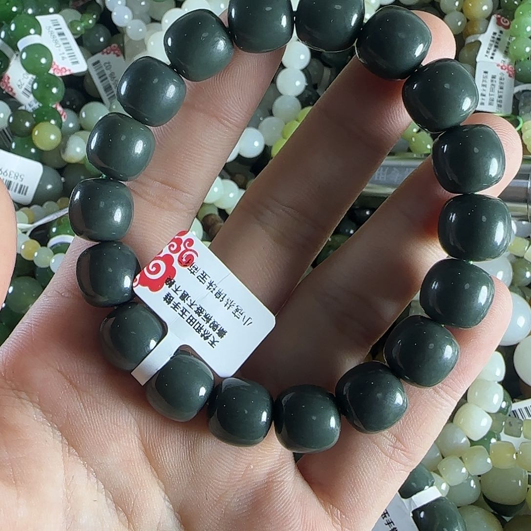 和田玉手链未镶嵌32