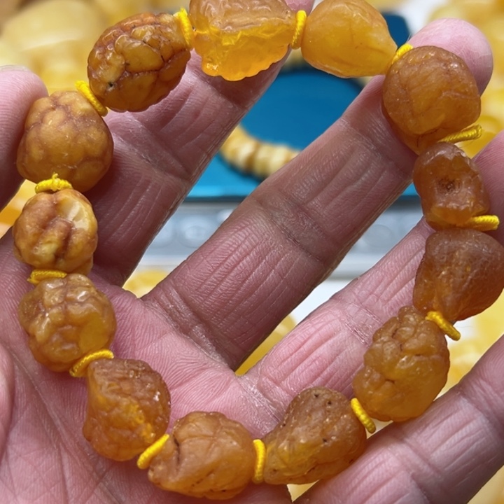 琥珀（矿物珀）手串未镶嵌