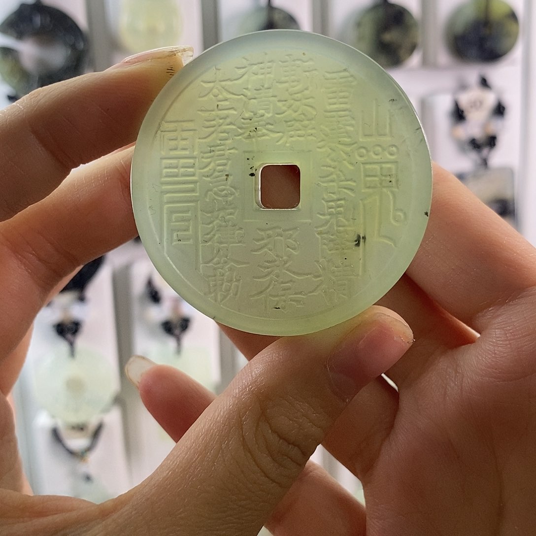 蛇纹石玉颈饰未镶嵌200