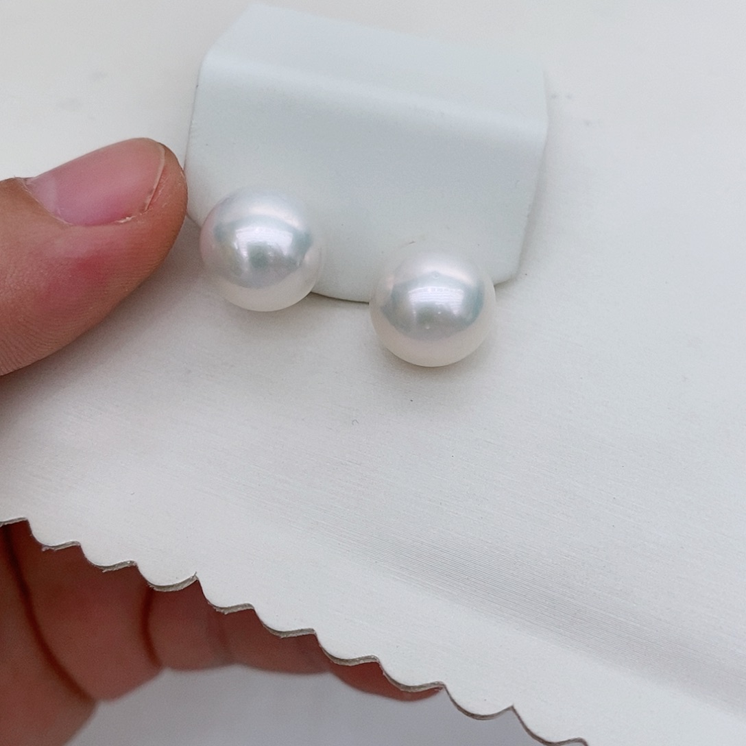 淡水珍珠颈饰18K金镶嵌可*