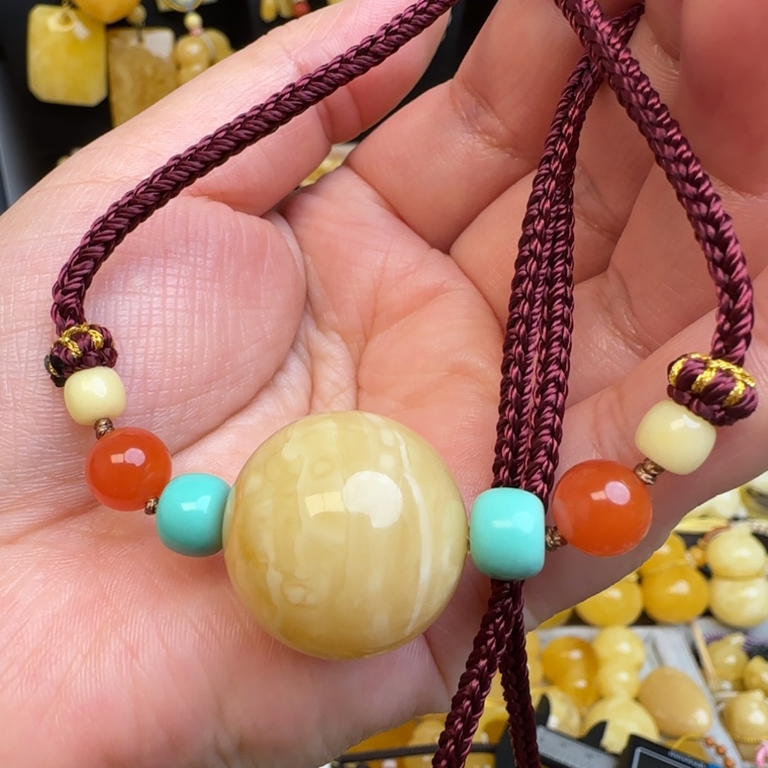 琥珀未镶嵌套链天然俄料浓白妖花蜜蜡圆珠锁骨