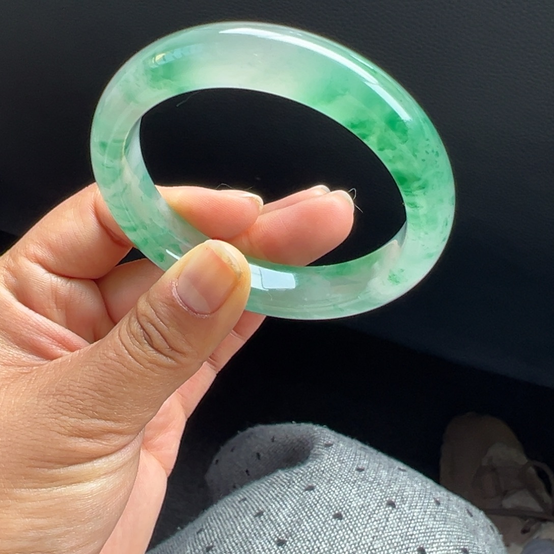 石英质玉未镶嵌手镯非洲翠5556