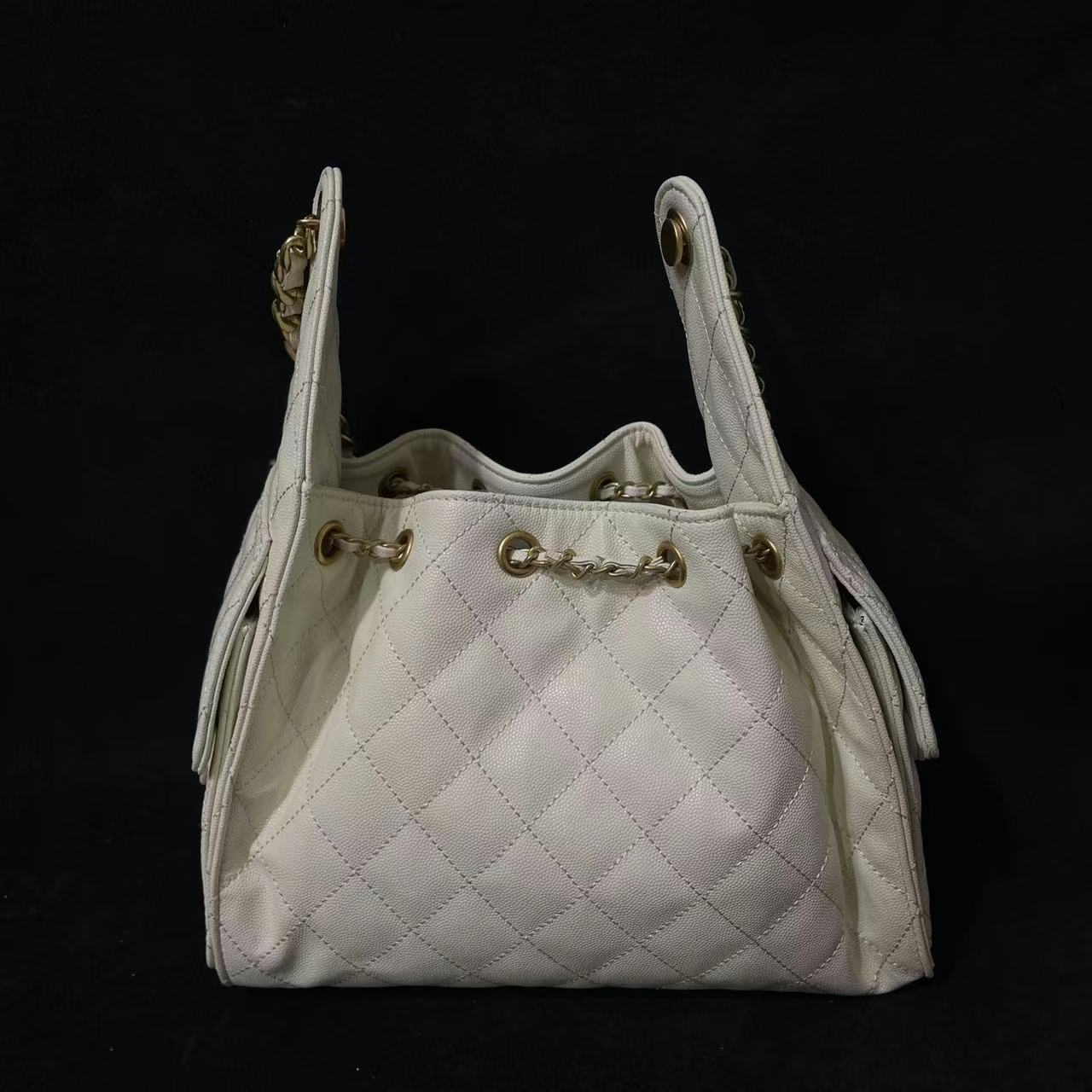 LQ-25新款【大女主小香风】白色菱格25cm-0616